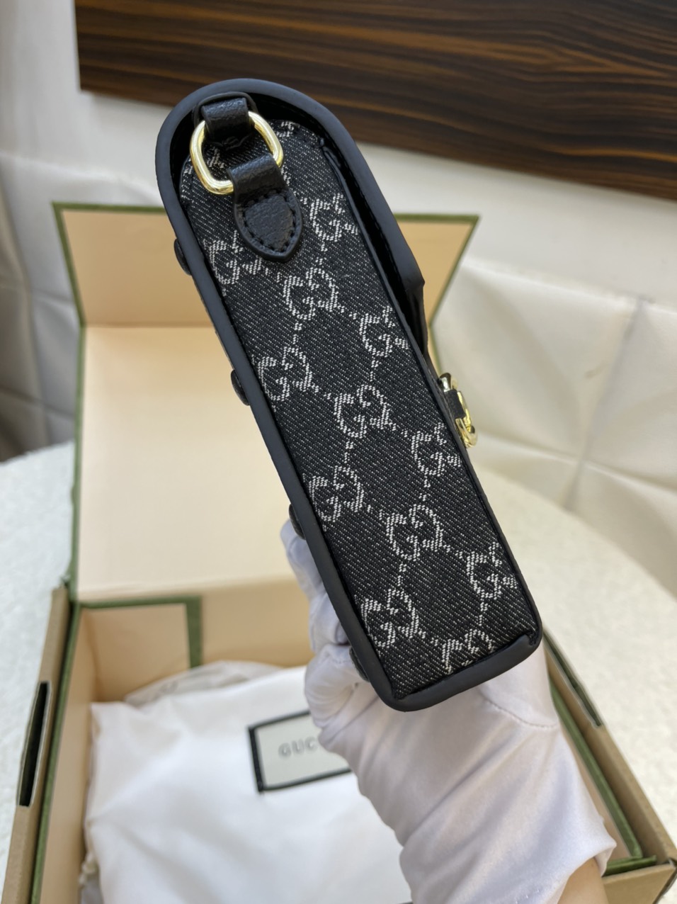 Túi Xách Gucci Phone Super In Black Size 11cm
